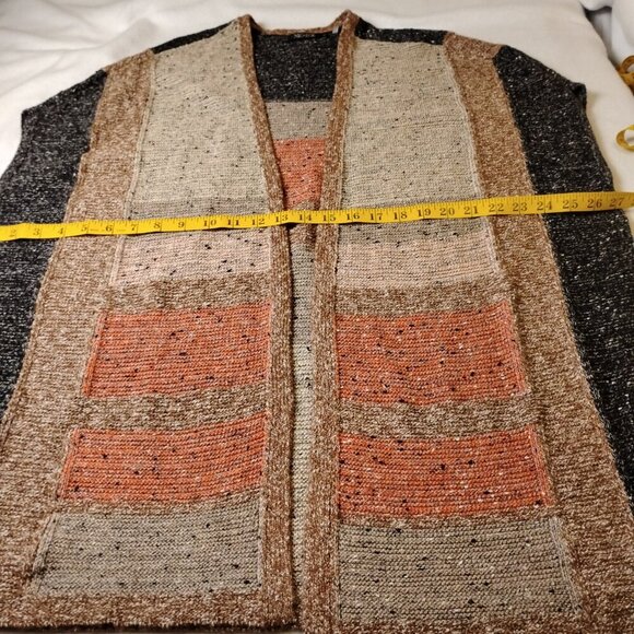 Nic + Zoe Tan and Gray Sleeveless Cardigan, Medium - Picture 6 of 7